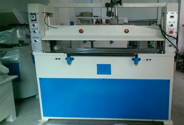 WL-822(ƽ��ʽ)25T��30T ƽ��ʽ�͉��Ô��C(j��)